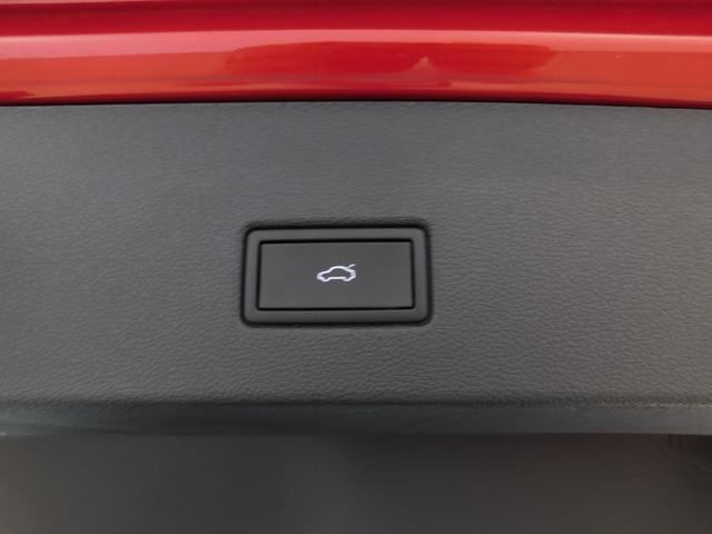 Ｔ－ロック ＴＳＩ　ブラックスタイル　クルーズコントロール　リアカメラ　パークアシスト　１オーナー　スマートキー　禁煙車　パワーテールゲート　ＬＥＤヘッドライト　ＥＴＣ２．０　レーンキープアシスト　パーキングセンサー（15枚目）
