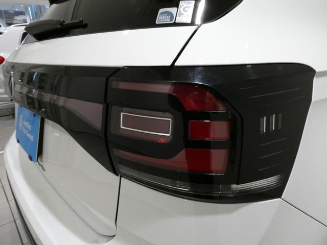 Ｔ－クロス ＴＳＩ　スタイル　シティエマージェンシーブレーキ　ブルートゥース　ＵＳＢ　ＬＥＤ　スマートキー　ナビ　アダクティブクルーズコントロール　ワンオーナ　ＥＴＣ２．０　Ｂカメラ　禁煙　ルーフレール　電動格納ミラー　ＡＢＳ（14枚目）