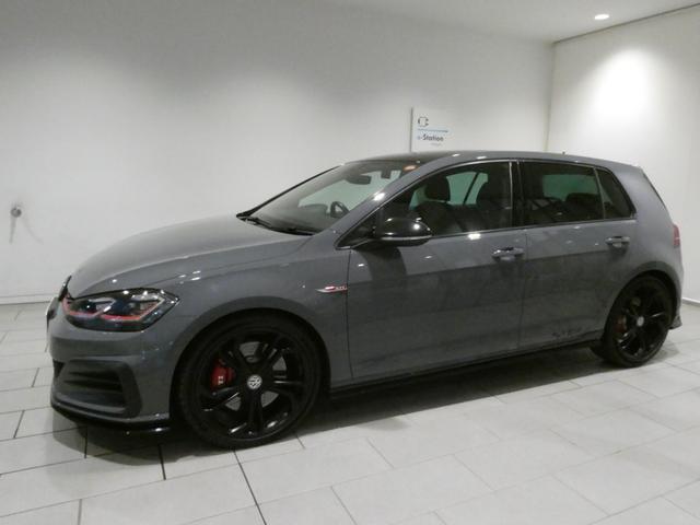 ゴルフＧＴＩ ＴＣＲ　禁煙　Ｂカメ　Ｂｌｕｅｔｏｏｔｈ　ＬＥＤヘッド　ＤＶＤ　フルセグＴＶ　ナビＴＶ　ＡＢＳ　ＥＳＣ　ＥＴＣ２．０　クリアランスソナー　スマートキー　アダプティブクルーズ　オートエアコン　パーキングアシスト（5枚目）