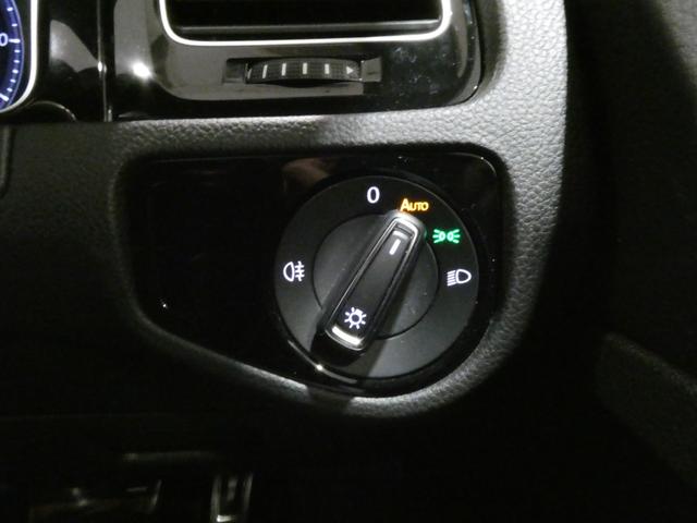 ゴルフＧＴＩ ＴＣＲ　禁煙　Ｂカメ　Ｂｌｕｅｔｏｏｔｈ　ＬＥＤヘッド　ＤＶＤ　フルセグＴＶ　ナビＴＶ　ＡＢＳ　ＥＳＣ　ＥＴＣ２．０　クリアランスソナー　スマートキー　アダプティブクルーズ　オートエアコン　パーキングアシスト（21枚目）