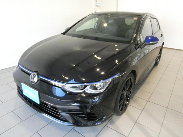 ゴルフＲ ２０イヤーズ　４ＷＤ　ＬＥＤヘッドライト　ワンオーナー　シートヒーター　オートクルーズコントロール　スマートキー　パワーシート　パークアシスト　フルセグＴＶ　衝突被害軽減システム　黒革シート（4枚目）