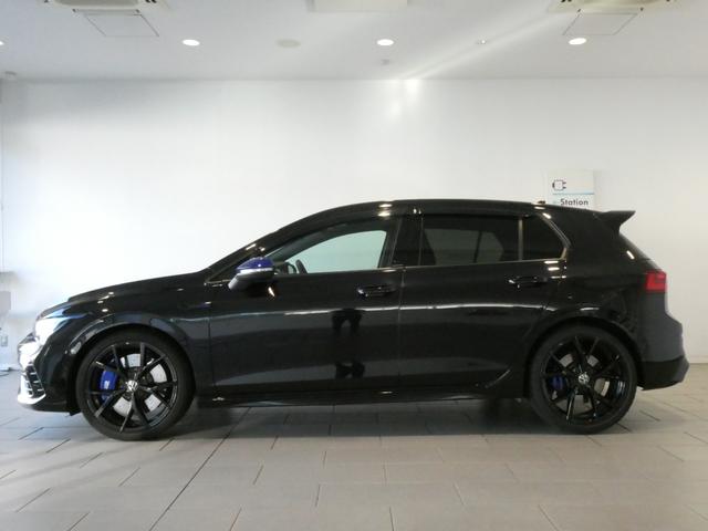 ゴルフＲ ２０イヤーズ　４ＷＤ　ＬＥＤヘッドライト　ワンオーナー　シートヒーター　オートクルーズコントロール　スマートキー　パワーシート　パークアシスト　フルセグＴＶ　衝突被害軽減システム　黒革シート（5枚目）