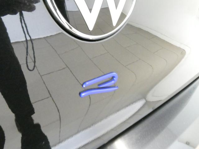 ゴルフＲ ２０イヤーズ　４ＷＤ　ＬＥＤヘッドライト　ワンオーナー　シートヒーター　オートクルーズコントロール　スマートキー　パワーシート　パークアシスト　フルセグＴＶ　衝突被害軽減システム　黒革シート（20枚目）