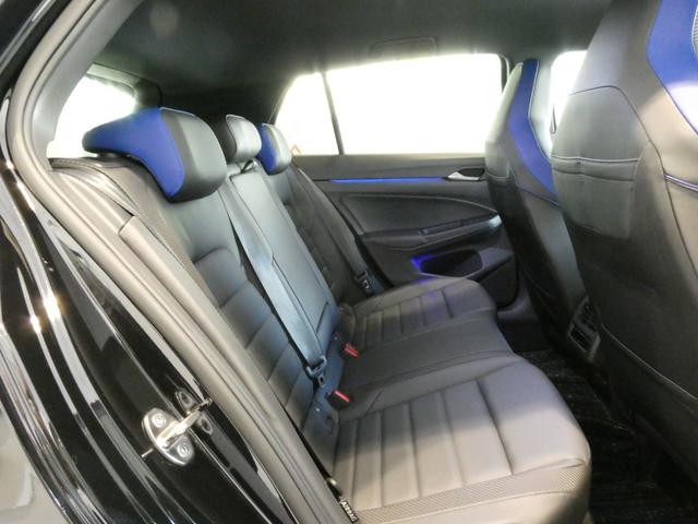 ゴルフＲ ２０イヤーズ　４ＷＤ　ＬＥＤヘッドライト　ワンオーナー　シートヒーター　オートクルーズコントロール　スマートキー　パワーシート　パークアシスト　フルセグＴＶ　衝突被害軽減システム　黒革シート（30枚目）
