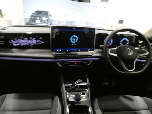 人間工学的に考えられたデザインは無駄がなくシンプルなデザインです。