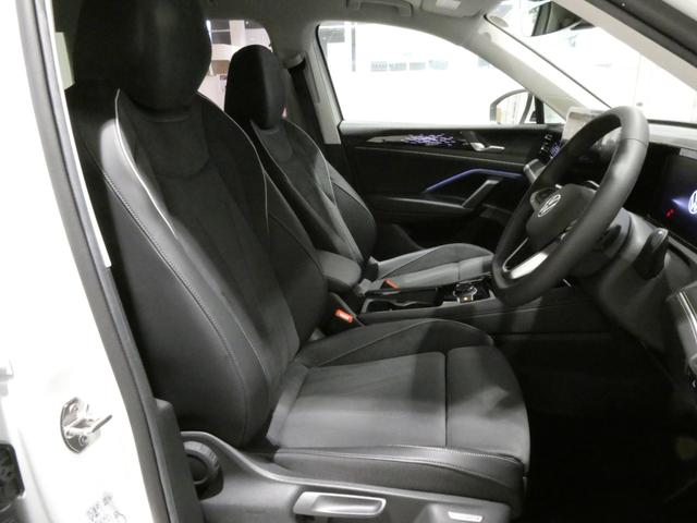 長時間座っても疲れにくいシートを採用しております。