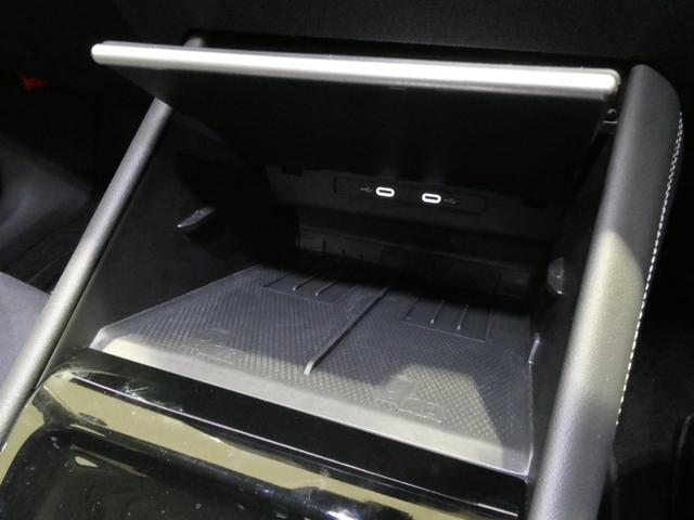 ｔｙｐｅＣＵＳＢが２つあります。