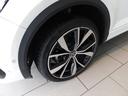ＴＤＩ　Ｒライン　ブラックスタイル　新車保証　特別仕様車　純正ナビ　バックカメラ　Ｂｌｕｅｔｏｏｔｈ接続　ｃａｒｐｌａｙ搭載　オンライン機能　ＥＴＣ２．０　サイドブレーキ　自動追従機能ＡＣＣ（13枚目）