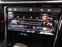 ＴＤＩ　Ｒライン　ブラックスタイル　新車保証　特別仕様車　純正ナビ　バックカメラ　Ｂｌｕｅｔｏｏｔｈ接続　ｃａｒｐｌａｙ搭載　オンライン機能　ＥＴＣ２．０　サイドブレーキ　自動追従機能ＡＣＣ（29枚目）