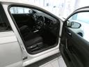 サービスにはドイツ本国と同様に教育と訓練を受け、Volkswagenを知り尽くした「マイスター」が数多く在籍しております。71項目に及ぶ納車前点検整備で、お客様に安心と安全をお届けいたします。