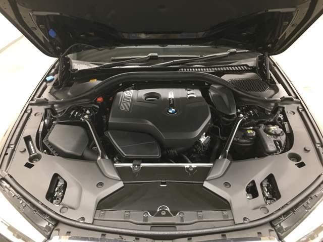 523i Mスポーツ 衝突被害軽減B トップビュー(17枚目)