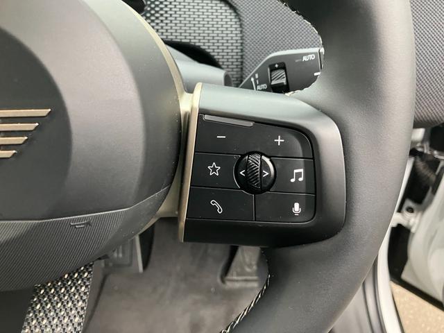 ＭＩＮＩ 　カントリーマンＥ　認定中古車　トップビューカメラ　２年保証（9枚目）