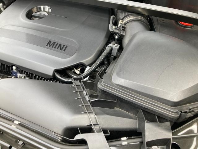 ＭＩＮＩ カントリーマンＳオール４　クラシック・トリム　ＤＣＴ　４ＷＤ　認定中古車／２年保証（32枚目）