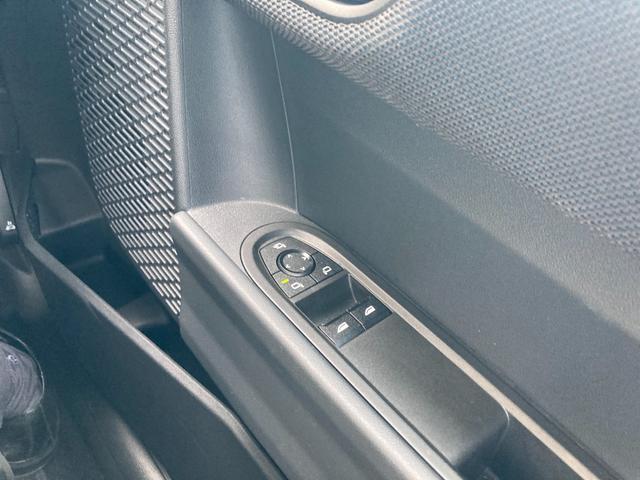 ＭＩＮＩ 　認定中古車／クラシックトリム／１７インチ／ステアリング　ホイール　ヒーティング／ＬＥＤヘッドライト／パーキングアシストプラス／２年保証（17枚目）