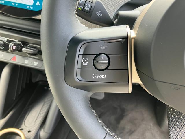 ＭＩＮＩ 　認定中古車　トップビューカメラ　シートヒーター　ステアリングホイールヒーティングハーマンカードンスピーカー　アクティブコントロール　２年保証（12枚目）