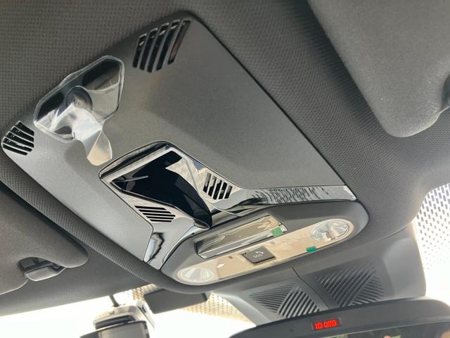 ＭＩＮＩ 　認定中古車　トップビューカメラ　シートヒーター　ステアリングホイールヒーティングハーマンカードンスピーカー　アクティブコントロール　２年保証（14枚目）