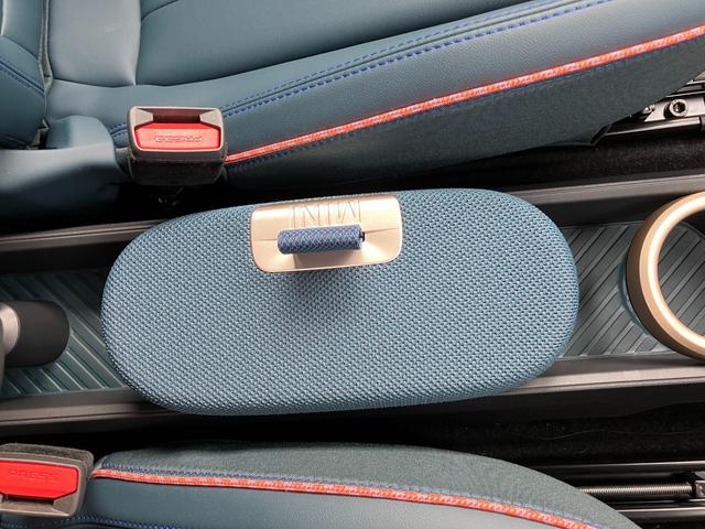 ＭＩＮＩ 　エースマンＳＥ　正規認定中古車／ｈａｒｍａｎ　ｋａｒｄｏｎｗスピーカー／アクティブクルーズコントロール／自動シート全方位カメラ／ＥＴＣ／２年保証（17枚目）