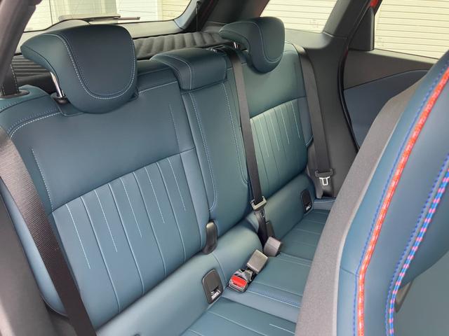 ＭＩＮＩ 　エースマンＳＥ　正規認定中古車／ｈａｒｍａｎ　ｋａｒｄｏｎｗスピーカー／アクティブクルーズコントロール／自動シート全方位カメラ／ＥＴＣ／２年保証（23枚目）