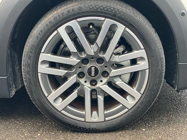 ＭＩＮＩ クーパー　Ｃ　５ドア　ＤＣＴ　認定中古車／クラシックトリム／アクティブクルーズコントロール／アップルカープレイ／アンドロイドオート／バックカメラ／２年保証（29枚目）