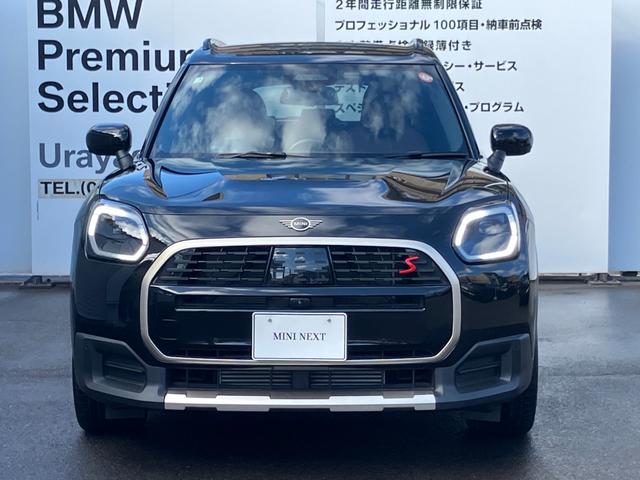ＭＩＮＩ カントリーマンＳオール４　フェイバリット・トリム　ＤＣＴ　４ＷＤ　認定中古車／Ｍパッケージ／１９インチアルミホイール／２年保証（4枚目）