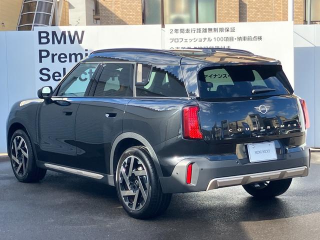 ＭＩＮＩ カントリーマンＳオール４　フェイバリット・トリム　ＤＣＴ　４ＷＤ　認定中古車／Ｍパッケージ／１９インチアルミホイール／２年保証（6枚目）