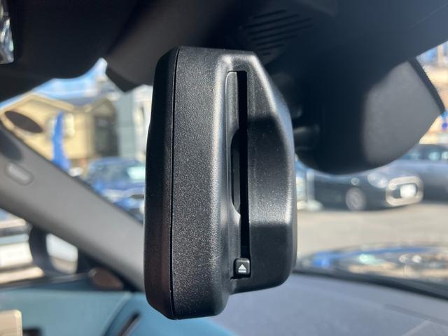 ＭＩＮＩ カントリーマンＳオール４　フェイバリット・トリム　ＤＣＴ　４ＷＤ　認定中古車／Ｍパッケージ／１９インチアルミホイール／２年保証（17枚目）