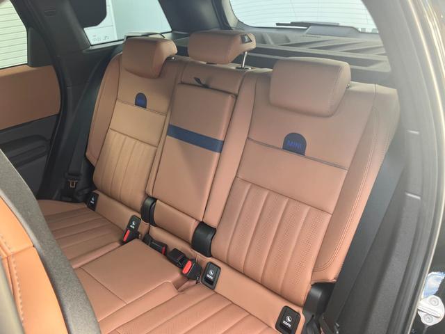 ＭＩＮＩ カントリーマンＳオール４　フェイバリット・トリム　ＤＣＴ　４ＷＤ　認定中古車／Ｍパッケージ／１９インチアルミホイール／２年保証（23枚目）