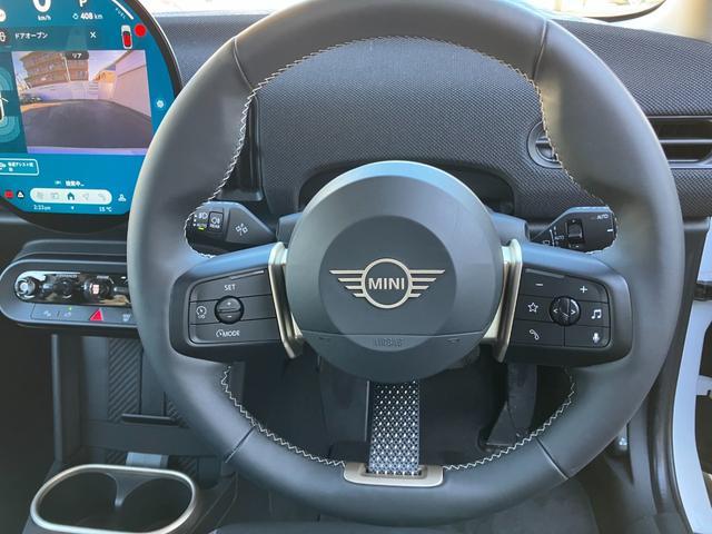 ＭＩＮＩ クーパーＣ　クラシック・トリム　５ドア　ＤＣＴ　認定中古車／バックカメラ／シートヒーター／アクティブクルーズコントロール／２年保証（10枚目）
