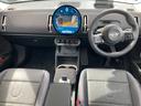 ＭＩＮＩ カントリーマンＳオール４　クラシック・トリム　ＤＣＴ　４ＷＤ　認定中古車／２年保証（6枚目）