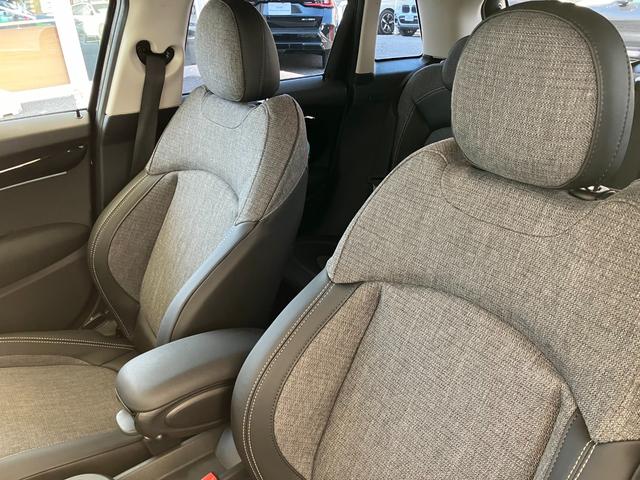 ＭＩＮＩ クーパーＳＤ　認定中古車　純正ＨＤＤナビ　２年保証付　ＥＴＣ　アクティブクルーズコントロール　黒ルーフ＆ミラーキャップ　バックカメラ　シートヒーター　１７インチＡＷ（22枚目）