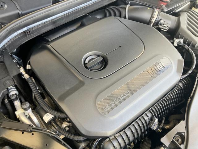 ＭＩＮＩ ジョンクーパーワークス　コンバーチブル　認定中古車　ＹＯＵＲＳレザーラウンジ　２年保証付　ヘッドアップディスプレイ　黒本革シート　ＡＣＣ　純正ＨＤＤナビ　シートヒーター　バックカメラ　黒１７インチＡＷ　ＥＴＣ（49枚目）