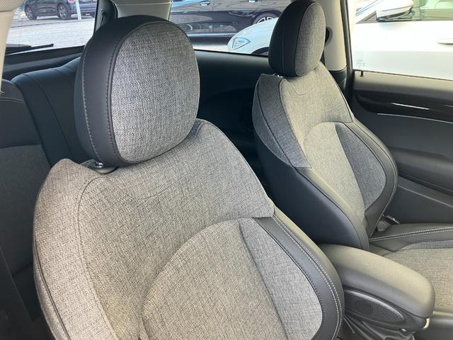 ＭＩＮＩ クーパーＤ　クラシック・トリム　認定中古車　ＡｐｐｌｅＣａｒＰｌａｙ　ＡＣＣ　２年保証付　　ハーフレザーシート　クルーズコントロール　黒ルーフ＆ミラーキャップ　バックカメラ　黒１６インチＡＷ　ＥＴＣ（18枚目）