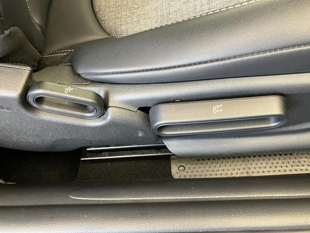 ＭＩＮＩ クーパーＤ　クラシック・トリム　認定中古車　ＡｐｐｌｅＣａｒＰｌａｙ　ＡＣＣ　２年保証付　　ハーフレザーシート　クルーズコントロール　黒ルーフ＆ミラーキャップ　バックカメラ　黒１６インチＡＷ　ＥＴＣ（19枚目）