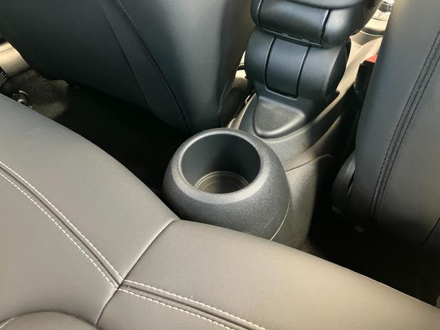 ＭＩＮＩ クーパーＤ　クラシック・トリム　認定中古車　ＡｐｐｌｅＣａｒＰｌａｙ　ＡＣＣ　２年保証付　　ハーフレザーシート　クルーズコントロール　黒ルーフ＆ミラーキャップ　バックカメラ　黒１６インチＡＷ　ＥＴＣ（42枚目）