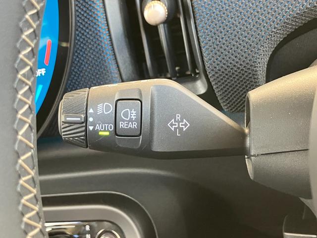 ＭＩＮＩ クーパーＣ　クラシック・トリム　認定中古車　元試乗車　ハーフレザーシート　ヘッドアップディスプレイ　純正ナビ　ＡｐｐｌｅＣａｒＰｌａｙ　ステアリングヒーター　アクティブクルーズコントロール　白ルーフ＆ミラー　シートヒーター　１６ＡＷ（30枚目）