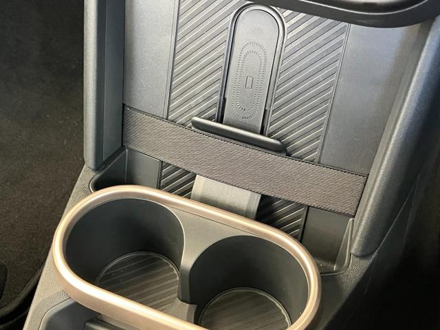 ＭＩＮＩ クーパーＣ　クラシック・トリム　認定中古車　元試乗車　ハーフレザーシート　ヘッドアップディスプレイ　純正ナビ　ＡｐｐｌｅＣａｒＰｌａｙ　ステアリングヒーター　アクティブクルーズコントロール　白ルーフ＆ミラー　シートヒーター　１６ＡＷ（36枚目）