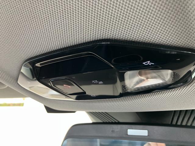 ＭＩＮＩ クーパーＣ　クラシック・トリム　認定中古車　元試乗車　ハーフレザーシート　ヘッドアップディスプレイ　純正ナビ　ＡｐｐｌｅＣａｒＰｌａｙ　ステアリングヒーター　アクティブクルーズコントロール　白ルーフ＆ミラー　シートヒーター　１６ＡＷ（39枚目）