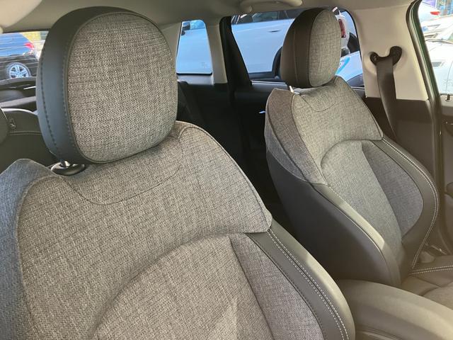 ＭＩＮＩ クーパー　プレミアムプラスパッケージクラシックトリム　認定中古車　ハーフレザーシート　電動シート　ＡｐｐｌｅＣａｒＰｌａｙ　白ルーフ＆ミラーキャップ　白ボンネットストライプ　ＡＣＣ　シートヒーター　１６インチＡＷ　ＥＴＣ（19枚目）
