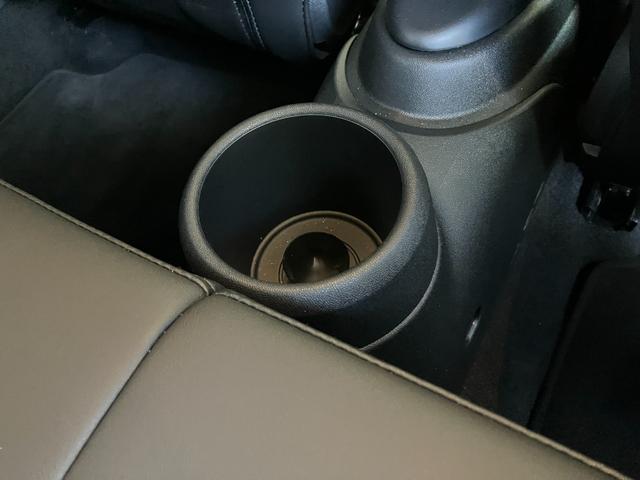 ＭＩＮＩ クーパー　プレミアムプラスパッケージクラシックトリム　認定中古車　ハーフレザーシート　電動シート　ＡｐｐｌｅＣａｒＰｌａｙ　白ルーフ＆ミラーキャップ　白ボンネットストライプ　ＡＣＣ　シートヒーター　１６インチＡＷ　ＥＴＣ（43枚目）