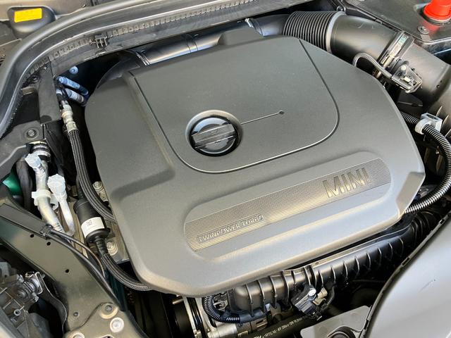ＭＩＮＩ クーパー　プレミアムプラスパッケージクラシックトリム　認定中古車　ハーフレザーシート　電動シート　ＡｐｐｌｅＣａｒＰｌａｙ　白ルーフ＆ミラーキャップ　白ボンネットストライプ　ＡＣＣ　シートヒーター　１６インチＡＷ　ＥＴＣ（46枚目）