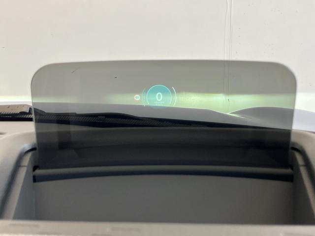 ＭＩＮＩ クーパーＳ　フェイバリット・トリム　認定中古車　元試乗車　ｈａｒｍａｎ／ｋａｒｄｏｎ　紺本革シート　ヘッドアップディスプレイ　黒ルーフ＆ミラー　ステアリングヒーター　シートヒーター　電動シート　ＡＣＣ　１７ＡＷ　ＥＴＣ　全周囲カメラ（33枚目）