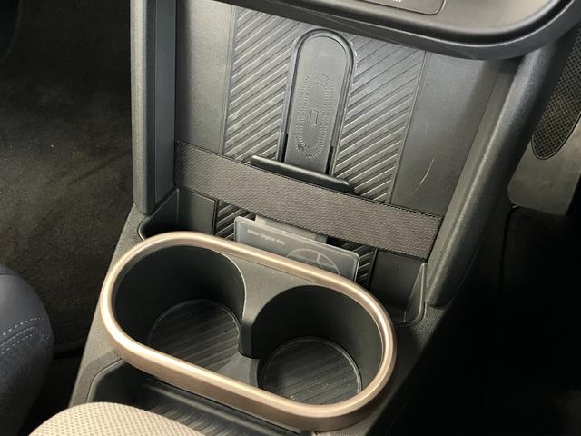 ＭＩＮＩ クーパーＳ　フェイバリット・トリム　認定中古車　元試乗車　ｈａｒｍａｎ／ｋａｒｄｏｎ　紺本革シート　ヘッドアップディスプレイ　黒ルーフ＆ミラー　ステアリングヒーター　シートヒーター　電動シート　ＡＣＣ　１７ＡＷ　ＥＴＣ　全周囲カメラ（35枚目）