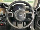 クーパーＤ　クラシック・トリム　認定中古車　ＡｐｐｌｅＣａｒＰｌａｙ　ＡＣＣ　２年保証付　　ハーフレザーシート　クルーズコントロール　黒ルーフ＆ミラーキャップ　バックカメラ　黒１６インチＡＷ　ＥＴＣ（25枚目）