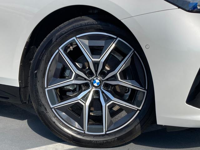 ５シリーズ ５２３ｄ　ｘＤｒｉｖｅ　Ｍスポーツ　認定中古車　黒本革シート　ＡＣＣ　２年保証付　ヘッドアップディスプレイ　シートヒーター　電動シート　フルセグＴＶ　１９ＡＷ　電動テールゲート　全周囲カメラ（57枚目）