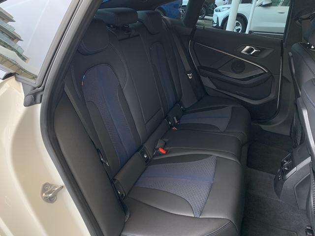 2シリーズ 218iグランクーペ Mスポーツ 認定中古車 2年保証付 ハーフレザーシート 電動シート アクティブクルーズコントロール 純正HDDナビ バックカメラ LEDヘッドライト 18インチAW(14枚目)