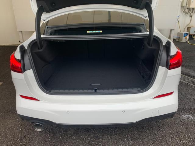 2シリーズ 218iグランクーペ Mスポーツ 認定中古車 2年保証付 ハーフレザーシート 電動シート アクティブクルーズコントロール 純正HDDナビ バックカメラ LEDヘッドライト 18インチAW(32枚目)