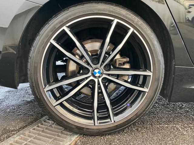 3シリーズ 320d xDrive Mスポツエディションジョイ+ 認定中古車 2年保証付 Harman/kardonスピーカー ACC ハーフレザーシート シートヒーター 電動シート 19インチAW 電動リアゲート 全周囲カメラ(10枚目)