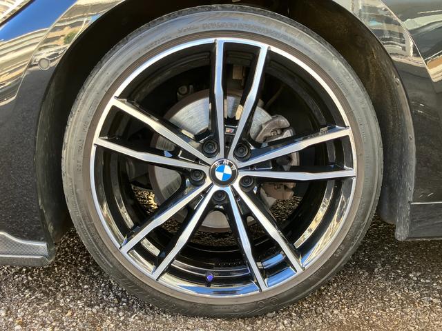 3シリーズ 320d xDrive Mスポツエディションジョイ+ 認定中古車 2年保証付 Harman/kardonスピーカー ACC ハーフレザーシート シートヒーター 電動シート 19インチAW 電動リアゲート 全周囲カメラ(12枚目)
