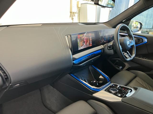 X3 20d xDrive Mスポーツ 認定中古車 元試乗車 サンルーフ ACC 20AW ハーフレザーシート harman/kardon アクティブベンチレーションシート ステアリングヒーター フルセグTV 電動テールゲート 全周囲カメラ(25枚目)