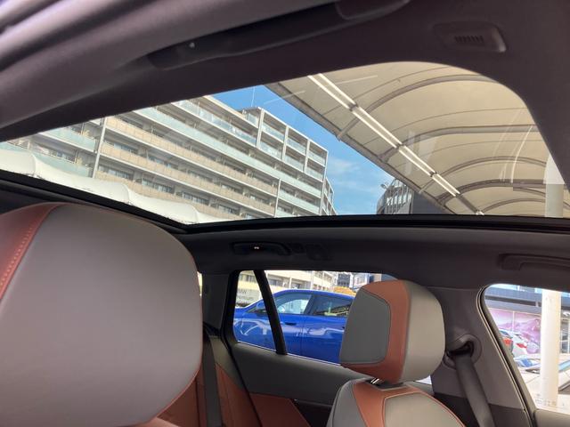 ５シリーズ ５２３ｄ　ｘＤｒｉｖｅツーリング　エクスクルーシブ　認定中古車　元試乗車　サンルーフ　ＡＣＣ　２０ＡＷ　黒本革シート　ｈａｒｍａｎ／ｋａｒｄｏｎスピーカー　ヘッドアップディスプレイ　アクティブベンチレーション　フルセグＴＶ　電動テールゲート（21枚目）